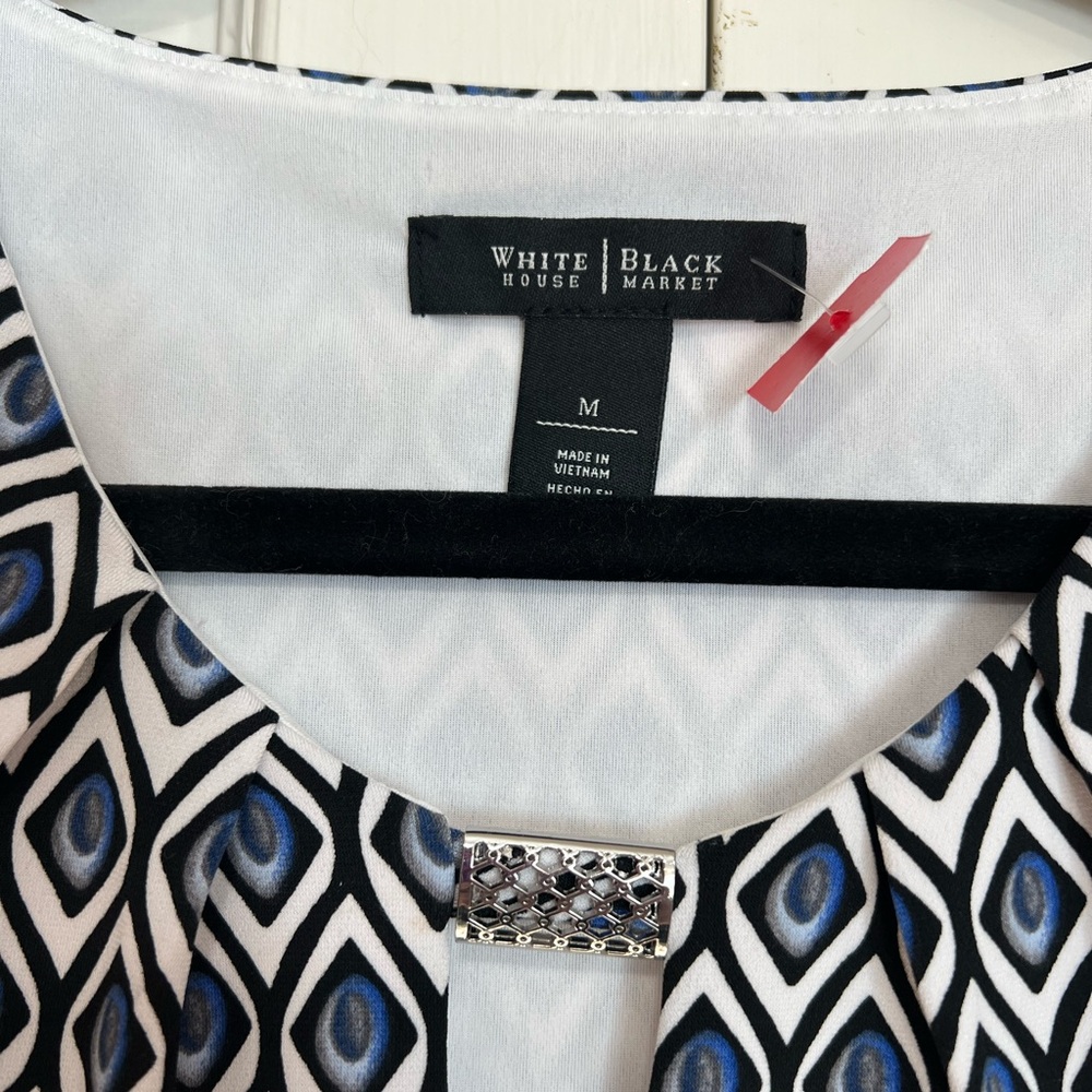 White House Black Market Sleeveless Womens Blouse Size Medium NWOT - Picture 2 of 7